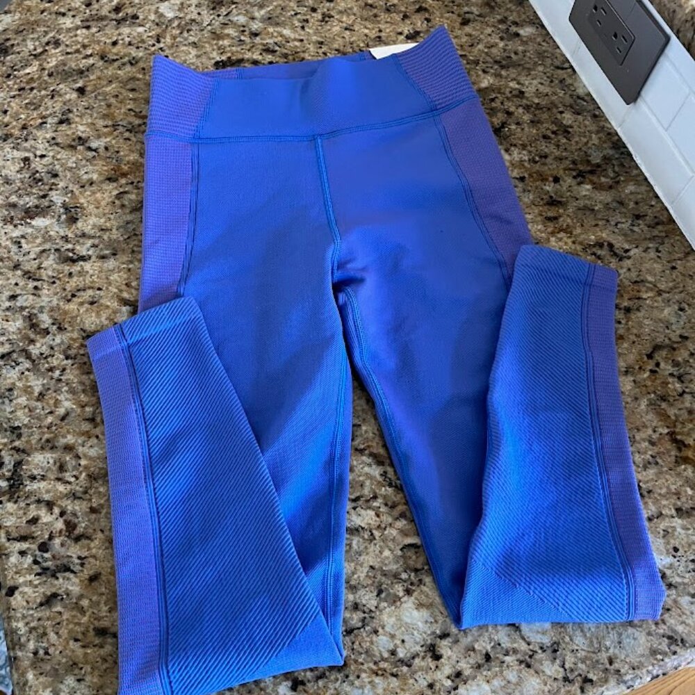 Offline By Aerie High Rise 7/8 Leggings Periwinkle Purple Pink NEW - Size Small